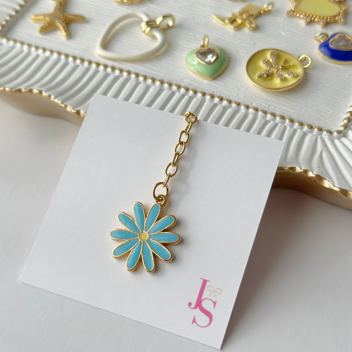 Daisy Flower Charm
