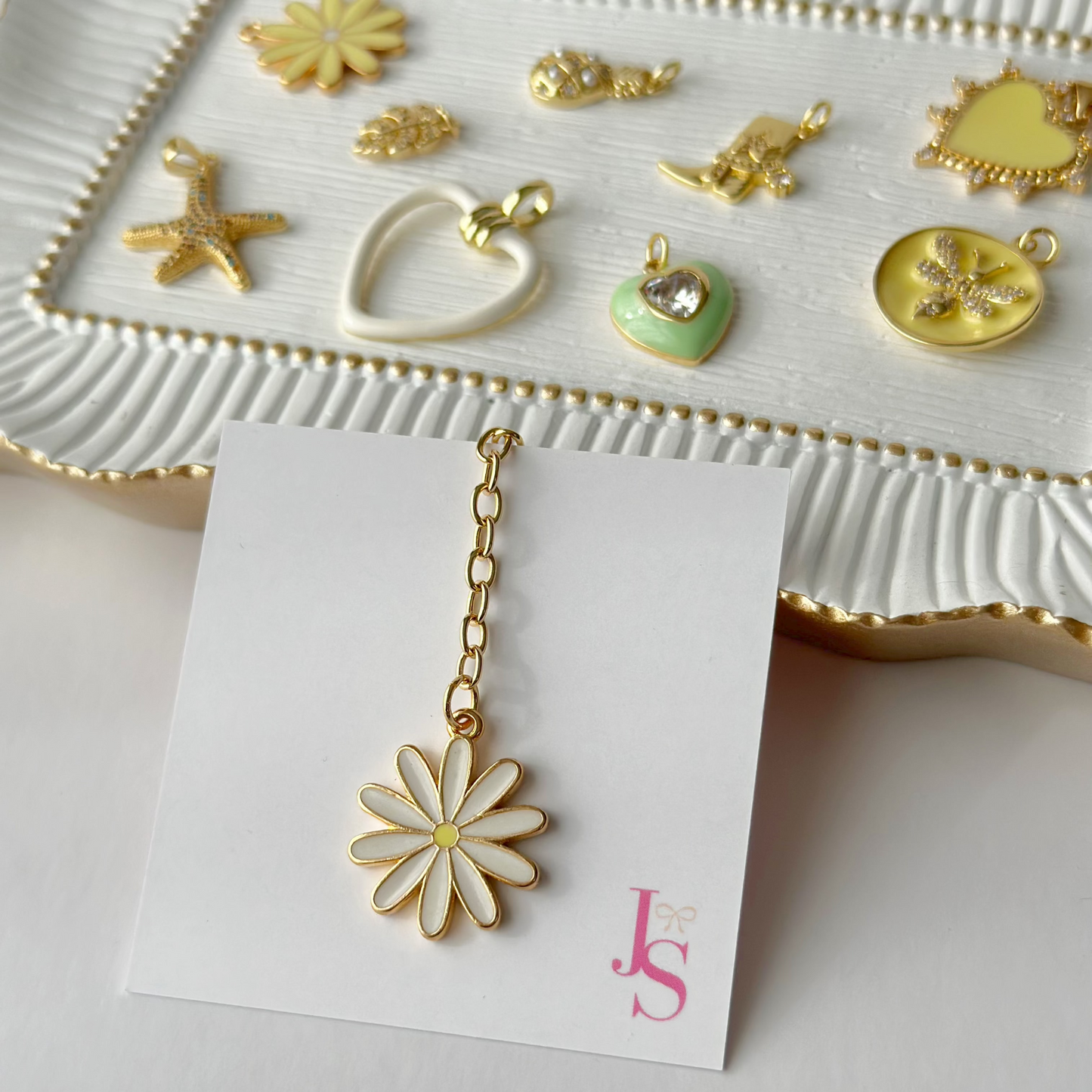 Daisy Flower Charm